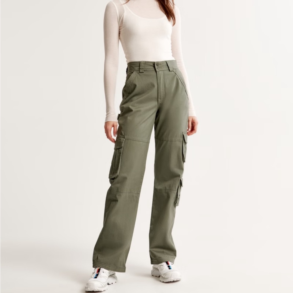 Abercrombie & Fitch Sage Green Cargo Pants